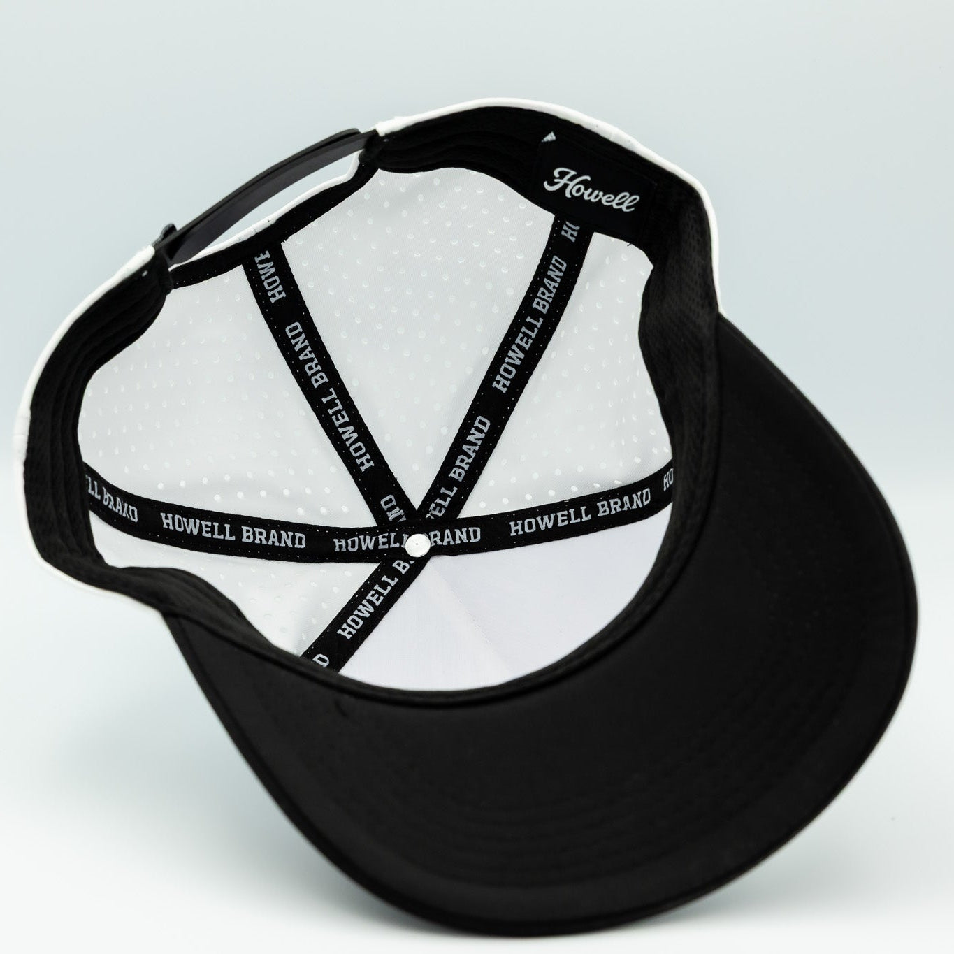 HOWELL WOLF PERFORMANCE HAT